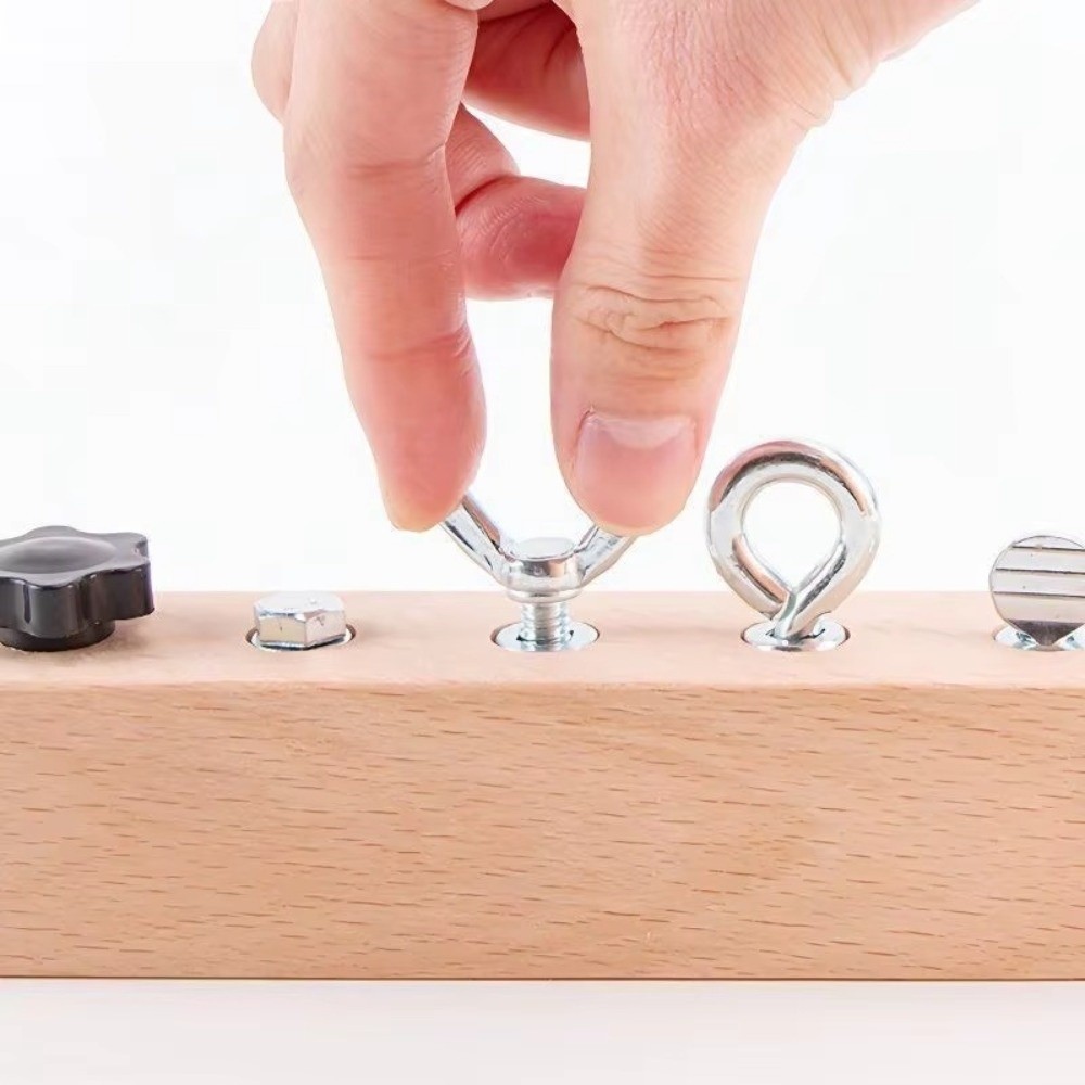 Nuova Tavola delle Attività Po - Montessori Wooden Busy Board Toddler recensione e prezzo