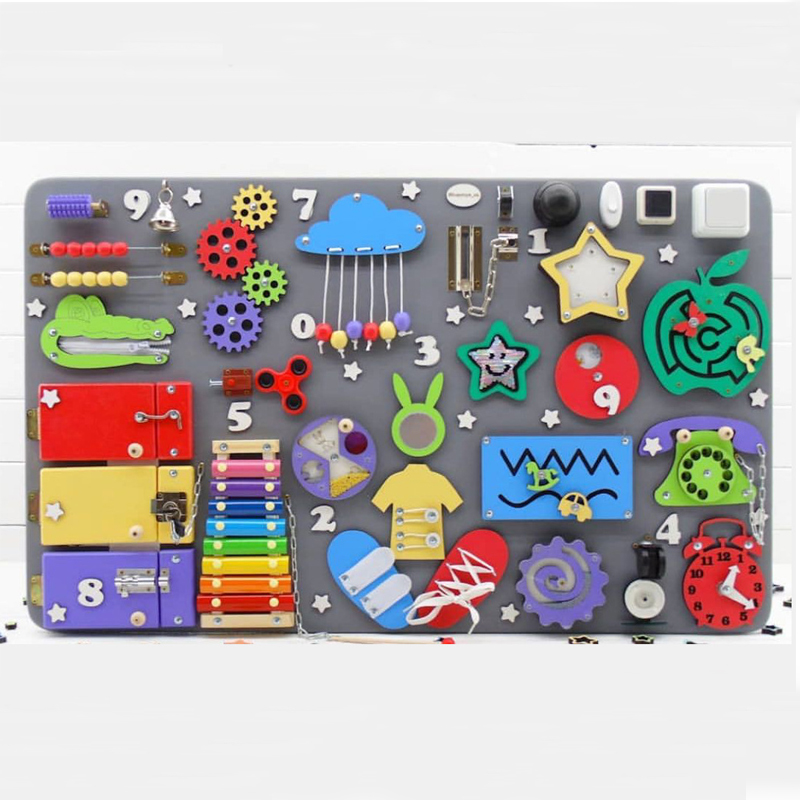 Tavola occupata Giocattoli Mon - Montessori Wooden Busy Board Toddler recensione e prezzo